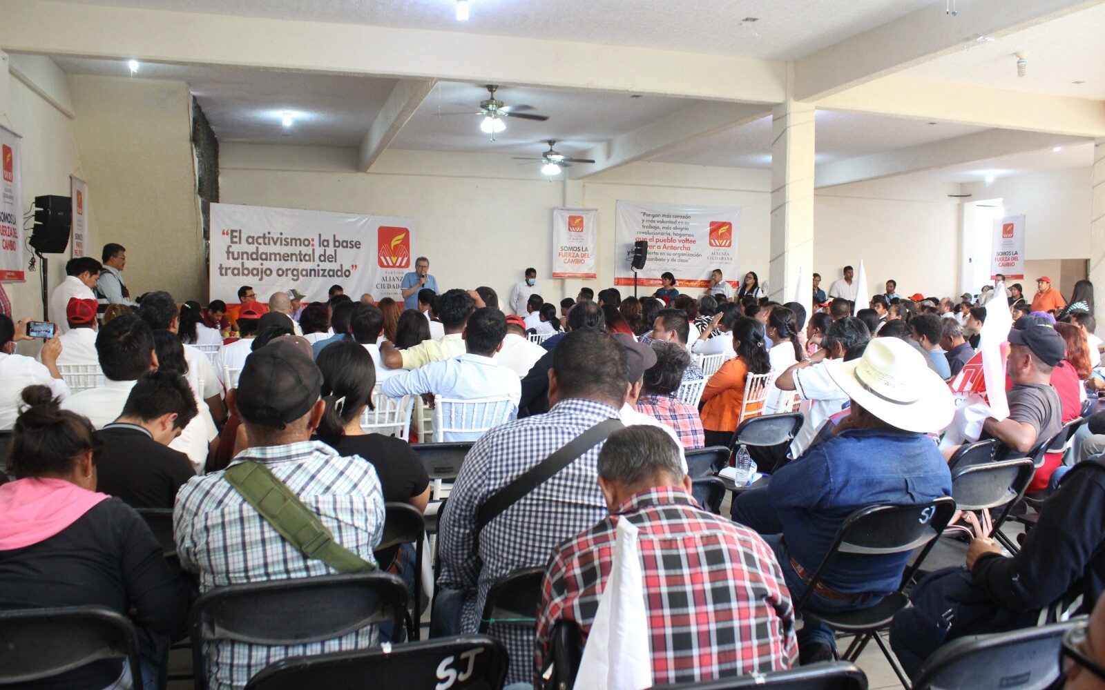 Reunión de militantes del Partido Alianza Ciudadana Alianza Cuidadana